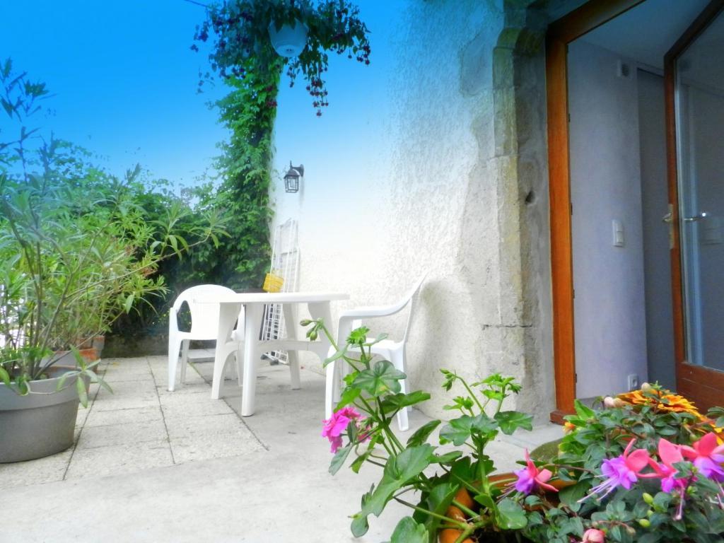 Gite Les Platanes Sainte-Helene-du-Lac Room photo